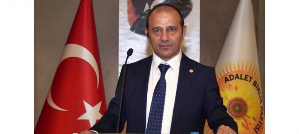 Adalet Birlik Partisi Genel Başkanı İrfan Uzun: Hukuk Güvencesi Olmadan Demokrasi Ayakta Kalamaz - GÜNDEM - İnternetin Ajansı