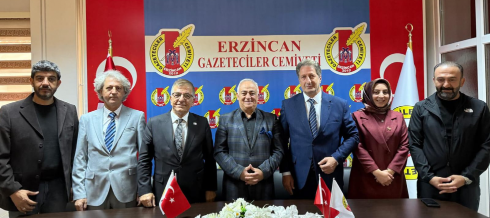 Ahmet Korkmaz: Gerçeğin Üzerini Örten Her Duvar, Toplumun Önüne Çekilmiş Bir Perdedir - GÜNDEM - İnternetin Ajansı