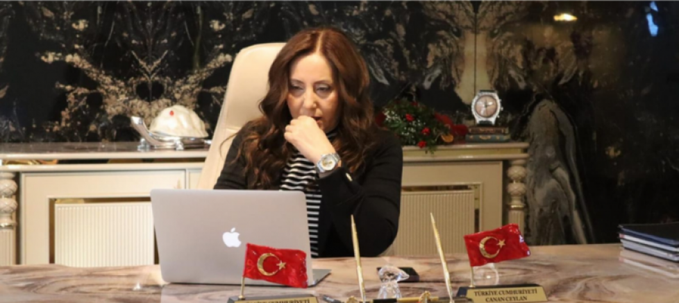 Başarılı İş İnsanı Canan Ceylan’dan Seyitgazi Yangını İçin Taziye Mesajı: “Alevlerin Arasında Yitirdiğimiz Canlar, Hepimizin Yürek Yarasıdır” - GÜNDEM - İnternetin Ajansı