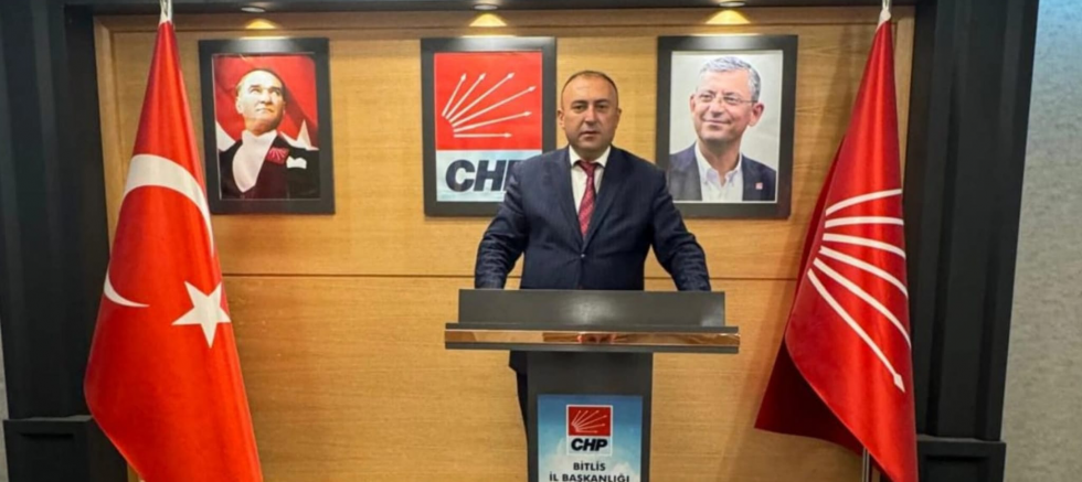 CHP Bitlis Merkez İlçe Başkanı Rahmetullah Ak’tan Babalar Günü Mesajı - GÜNDEM - İnternetin Ajansı