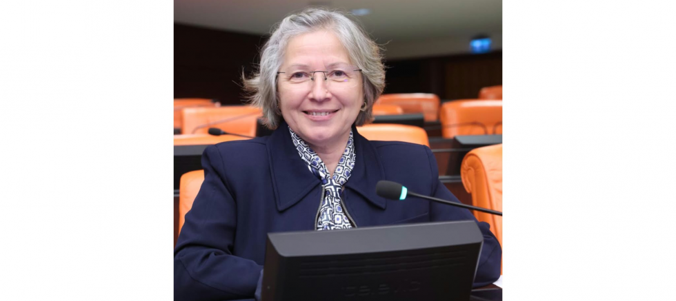NURTEN YONTAR: MOTORİN 100 LİRAYA DAYANDI, BU FATURA MİLLETİN SIRTINA YÜKLENEMEZ - GÜNDEM - İnternetin Ajansı
