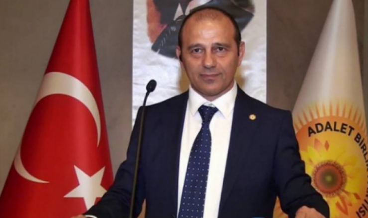 Türkiye İttifakı Cumhurbaşkanı Adayı İrfan Uzun’dan 29 Ekim Mesajı: “Cumhuriyet, Milletimizin Geleceğe Bıraktığı En Büyük Emanettir” - GÜNDEM - İnternetin Ajansı